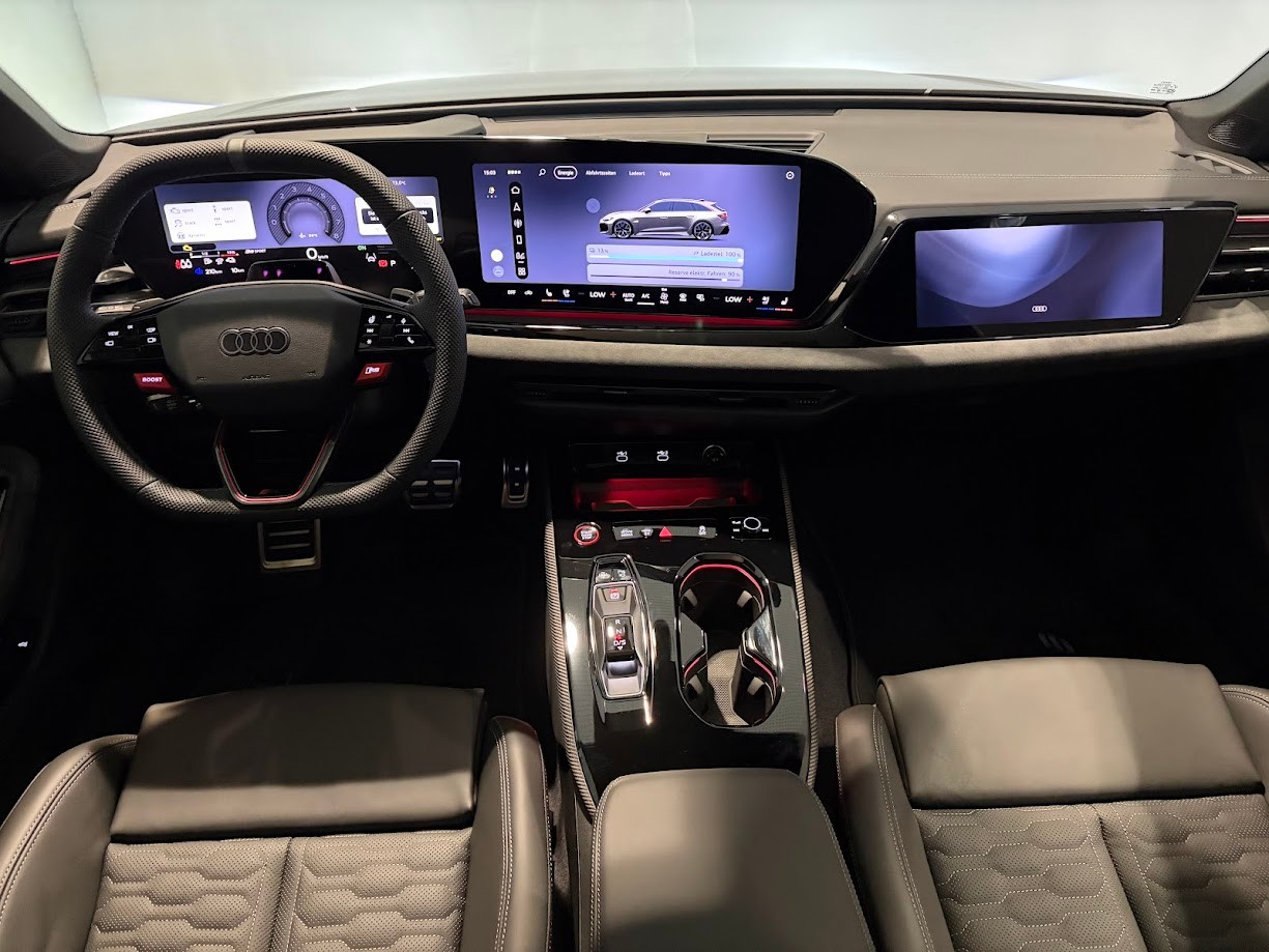 AUDI RS 5 Avant TFSI 470 kW Tiptronic quattro-image-10