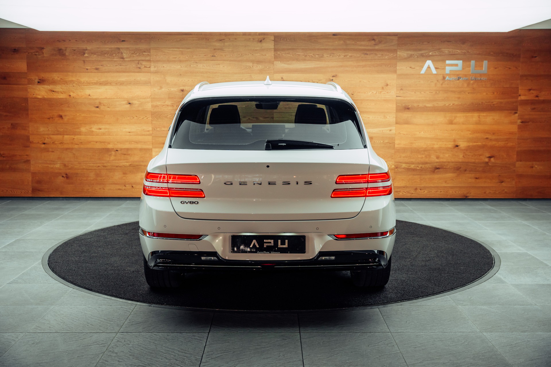 GENESIS GV80 3.0 CRDI Luxus 7 Seater AT8 AWD-image-17