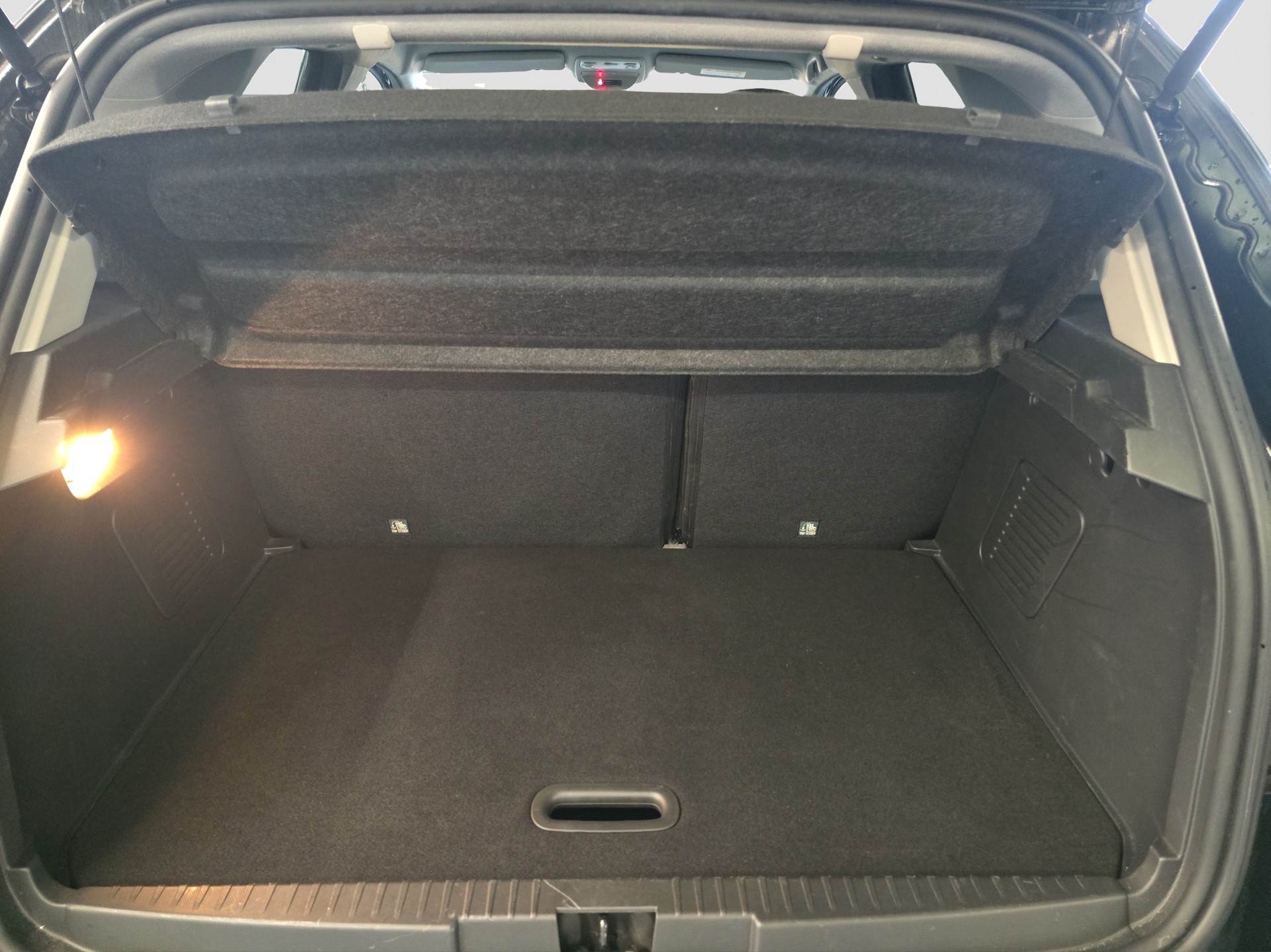 RENAULT Captur 1.2 T 16V Privilège EDC-image-9
