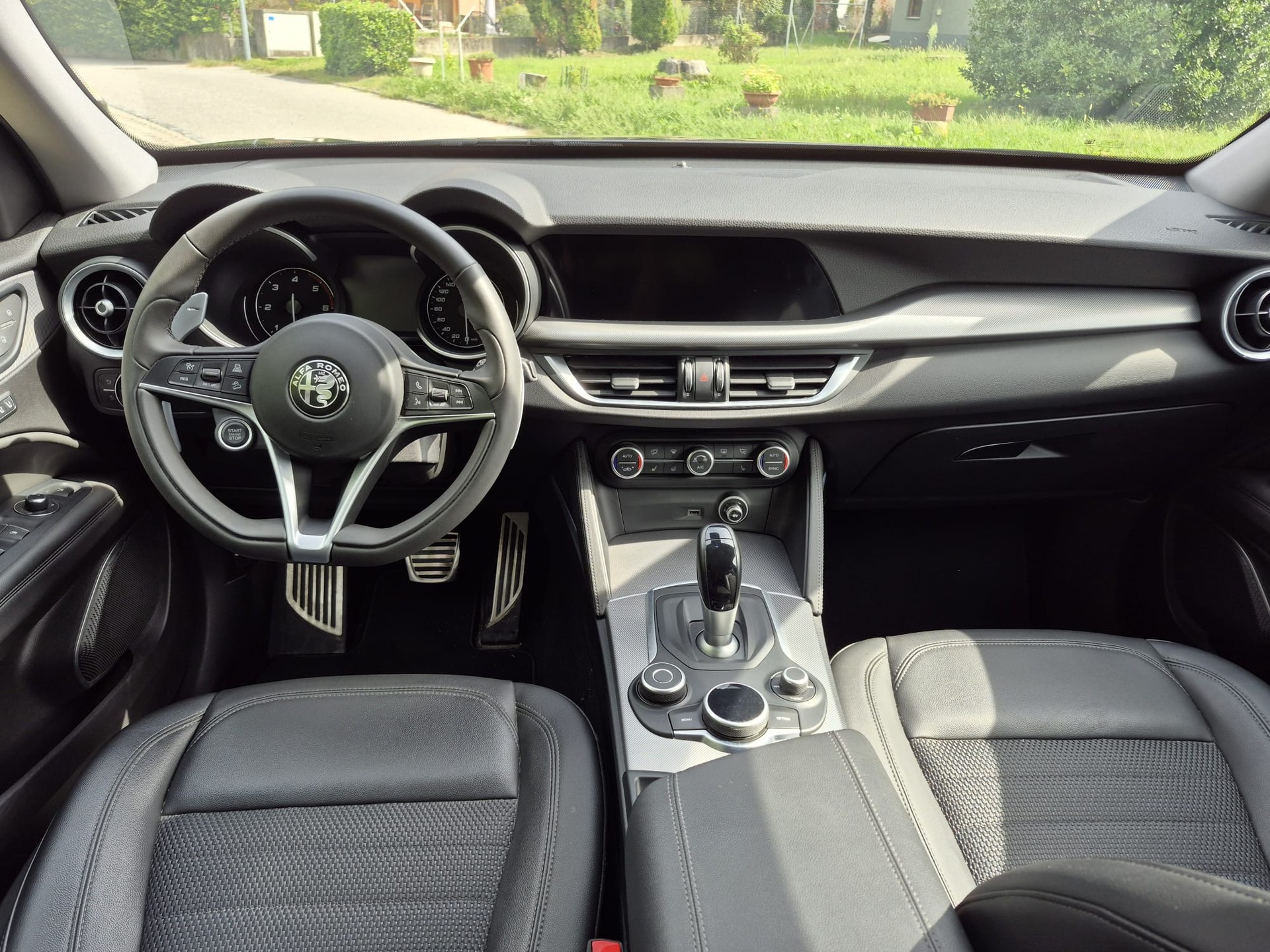 ALFA ROMEO Stelvio 2.2 JTDM Business Automatic Q4-image-12