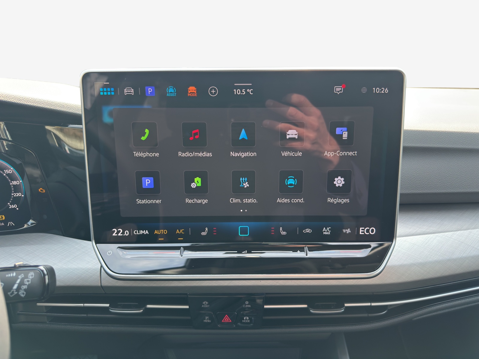 VW Golf 1.5 TSI PHEV Style-image-12