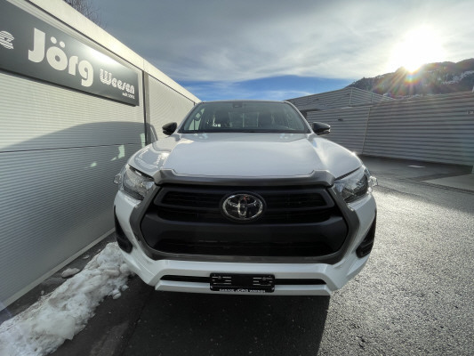 TOYOTA Hilux 2.8d Comf. EC 4x4-image-1