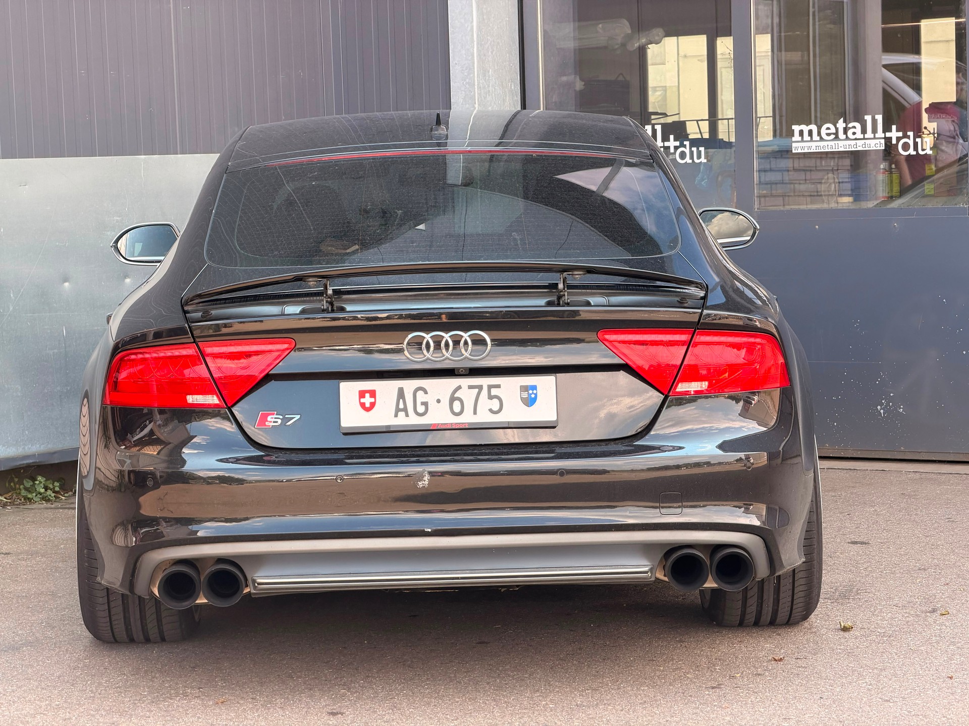 AUDI 4.0 V8 TFSI quattro S-Tronic-image-5