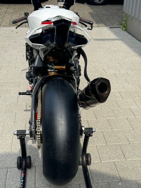 YAMAHA YZF-R1 ABS-image-8