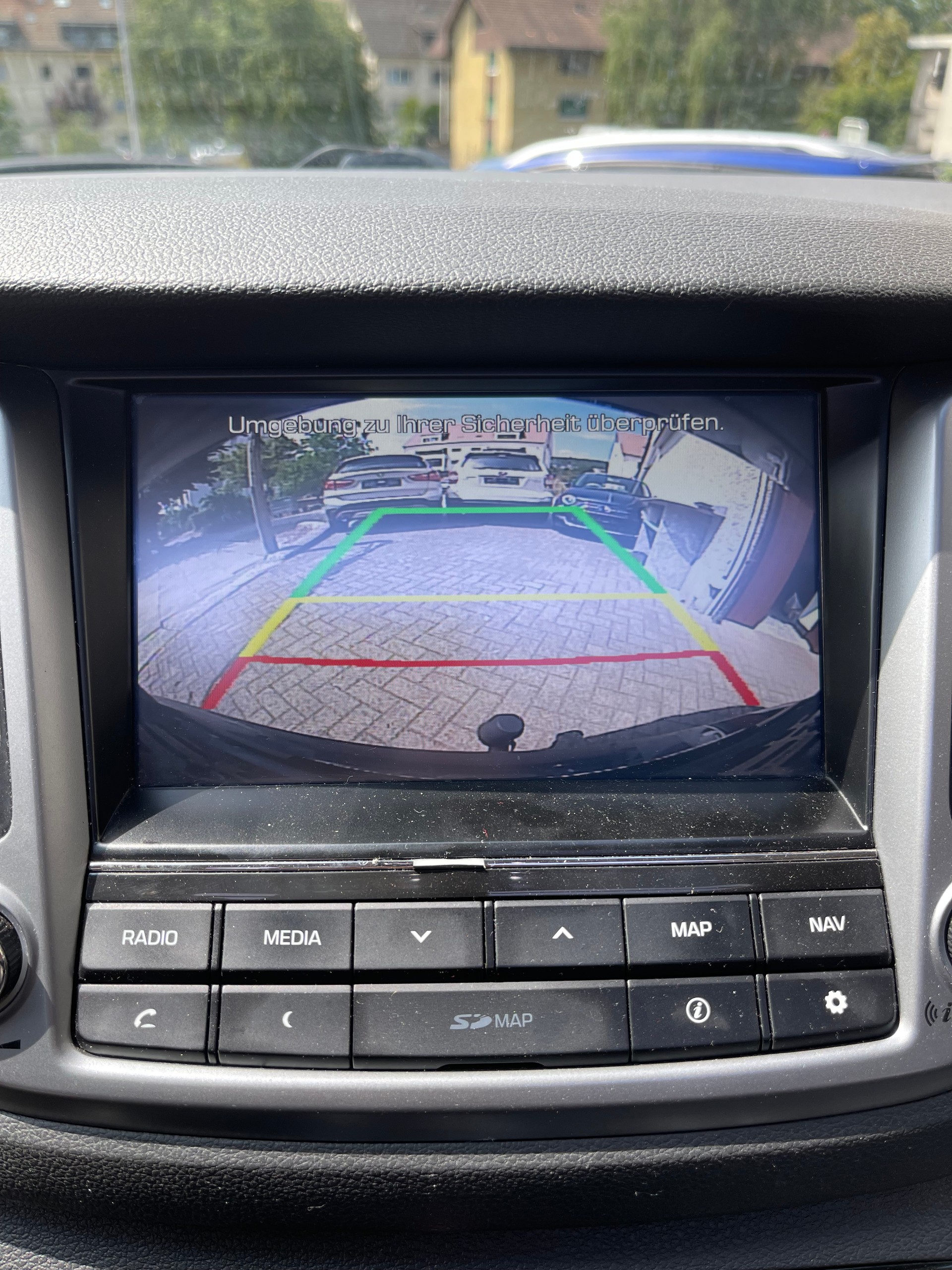 HYUNDAI Tucson 2.0 CRDI Launch Edition 4WD Automatic-image-9