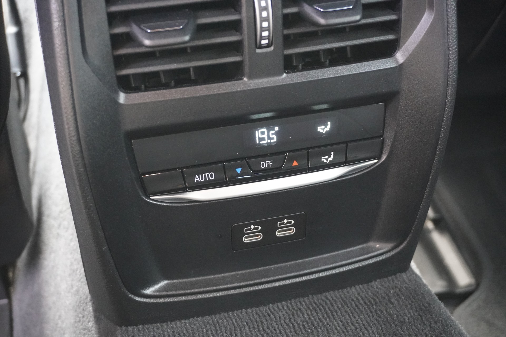 BMW i4 eDrive 40 M Sport-image-15