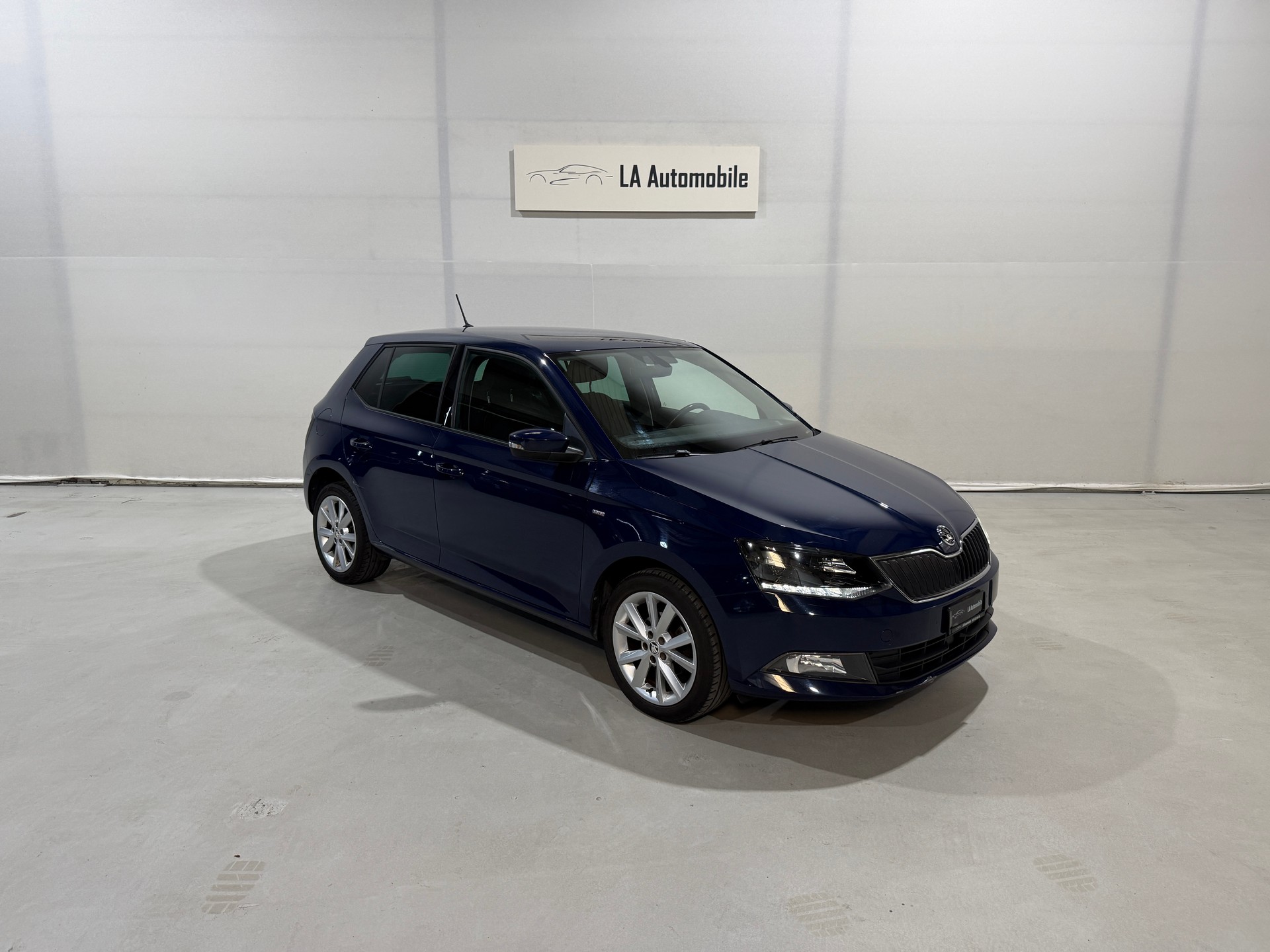 SKODA Fabia 1.0 TSI Ambition-image-4