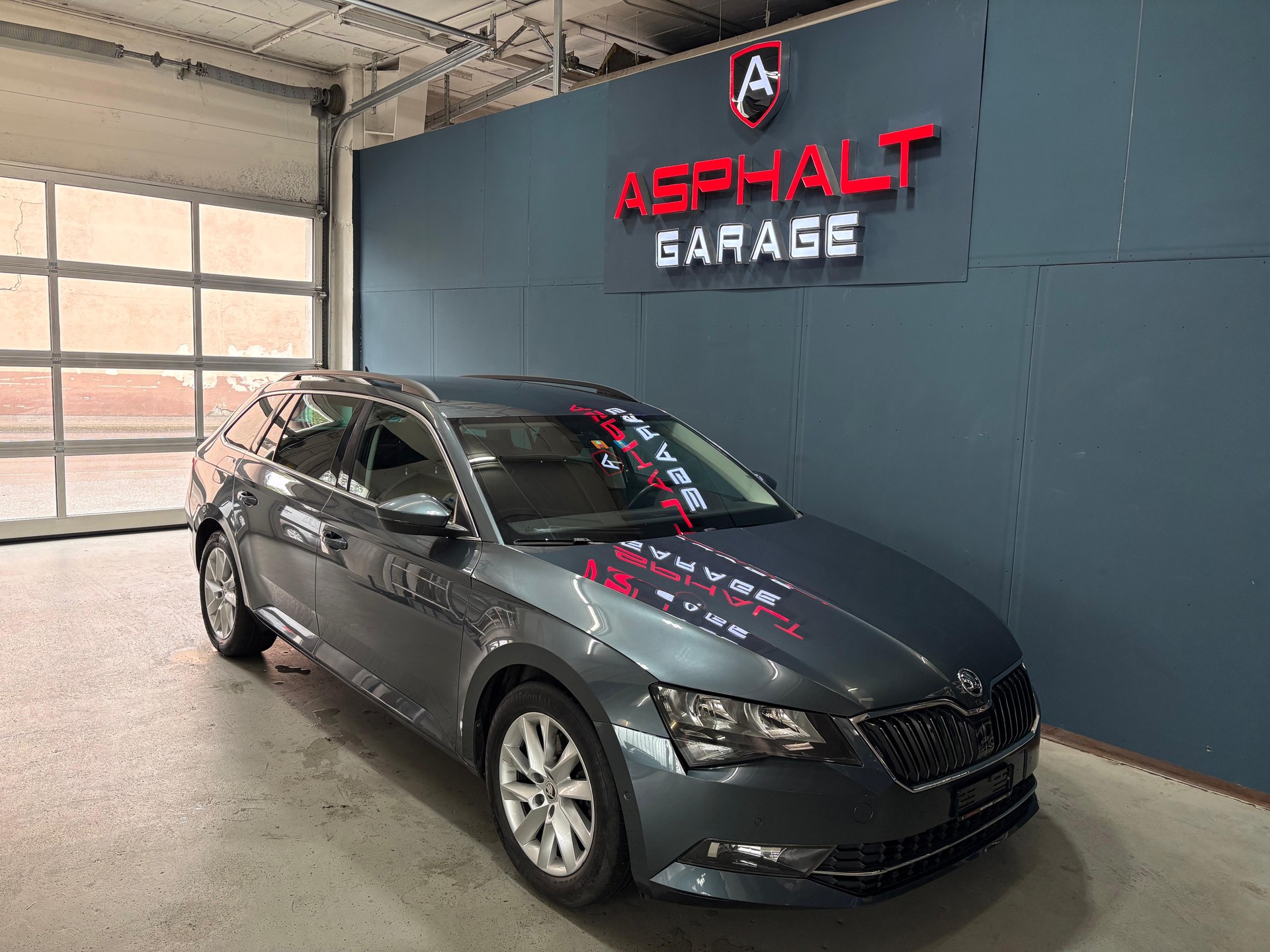 SKODA Superb Combi 1.5 TSI ACT Ambition DSG