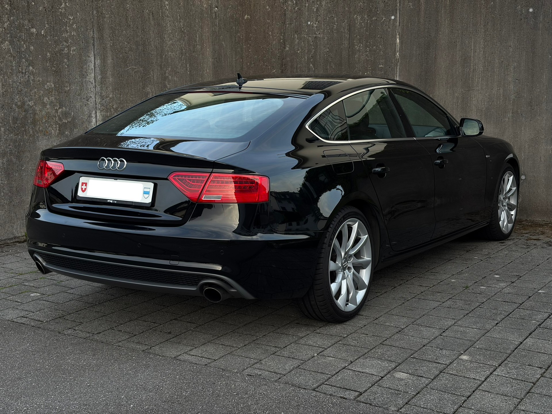 AUDI A5 Sportback 2.0 TFSI quattro S-Tronic-image-3