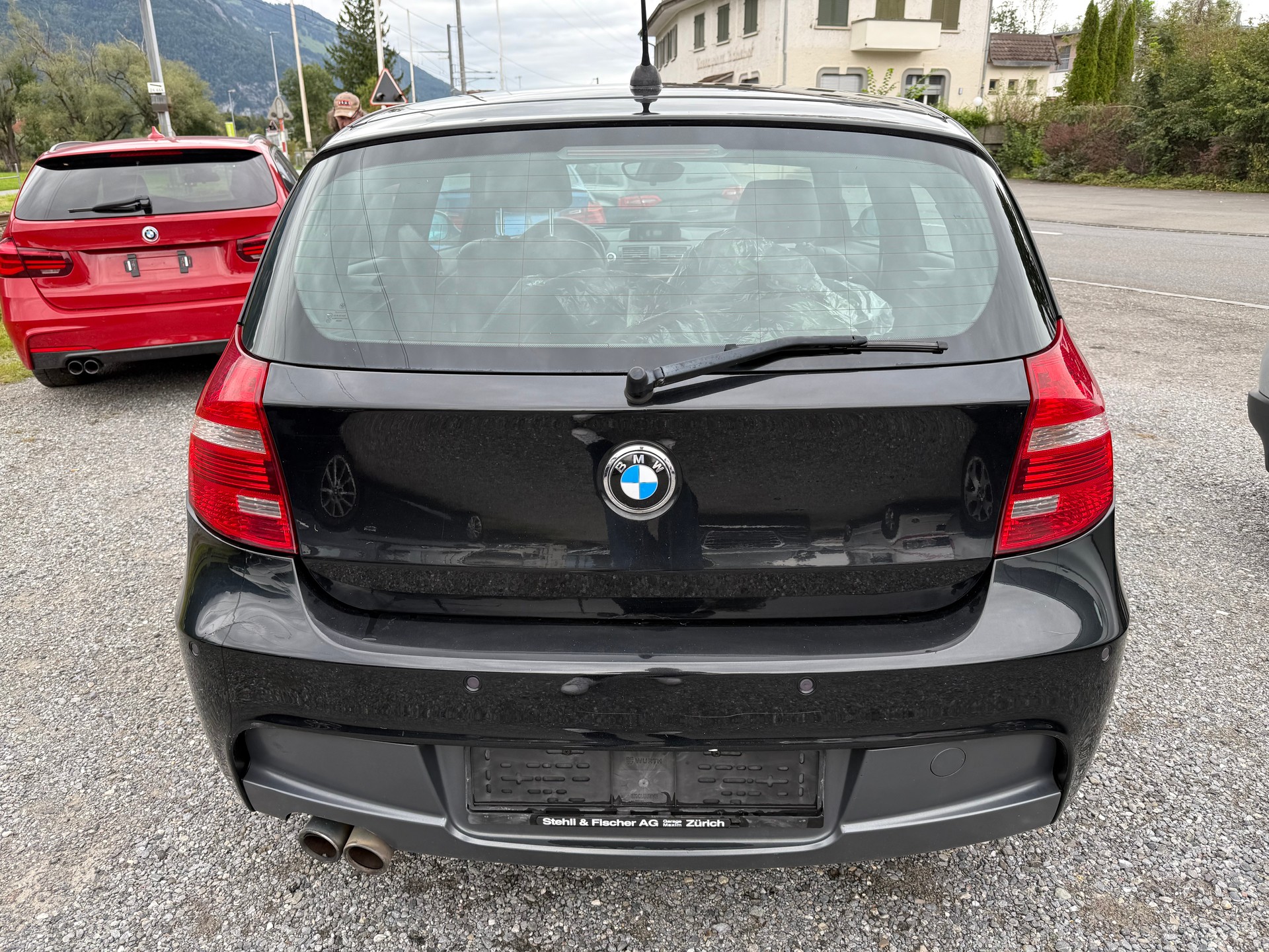 BMW 130i Steptronic-image-3