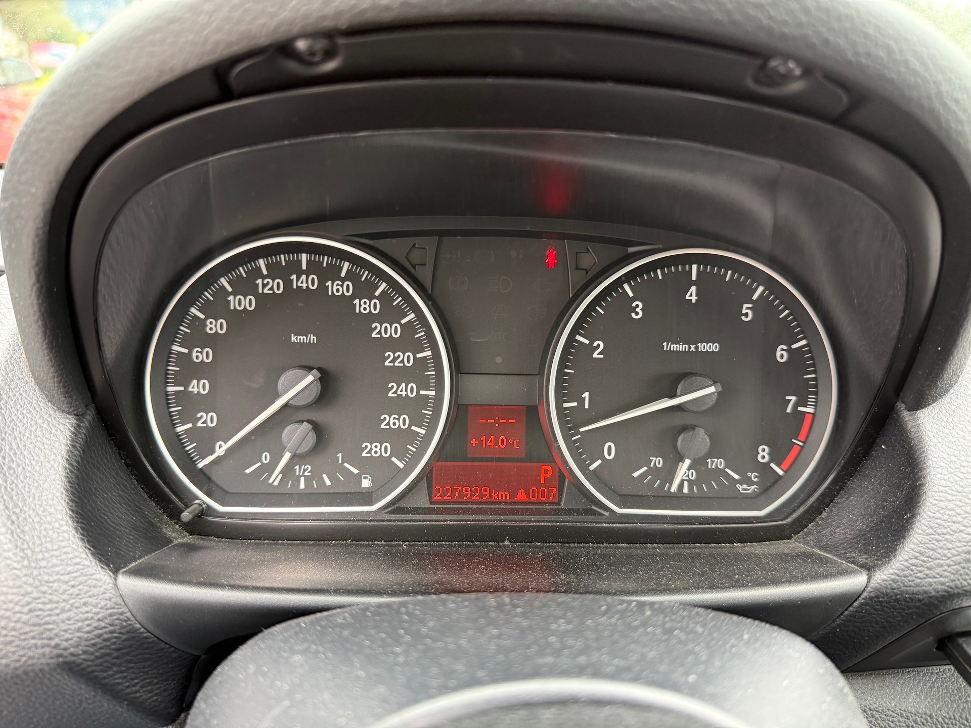BMW 130i Steptronic-image-9