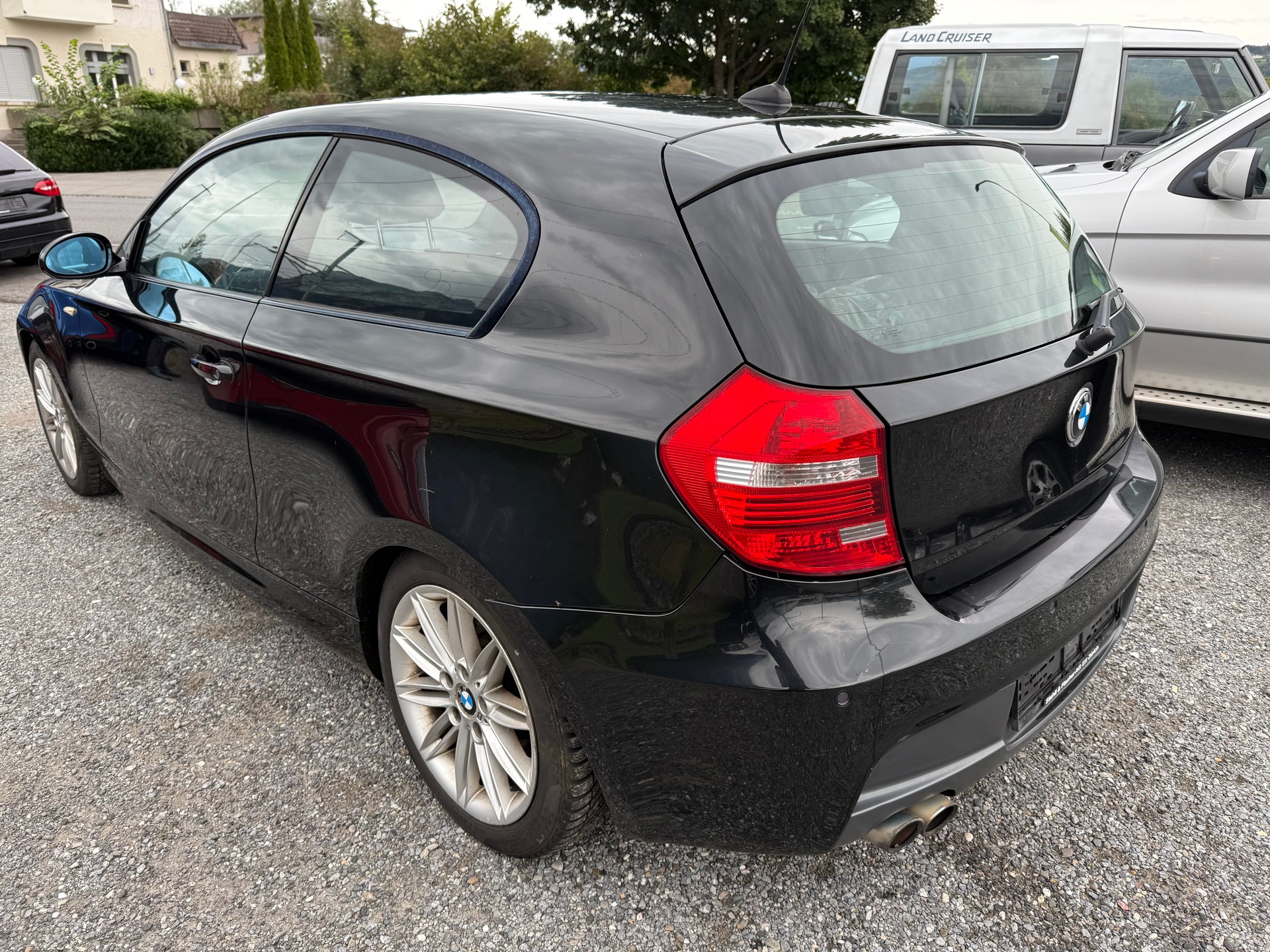 BMW 130i Steptronic-image-2
