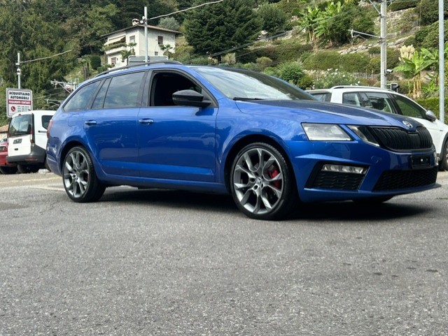 SKODA Octavia Combi 2.0 TDI RS 4x4 DSG