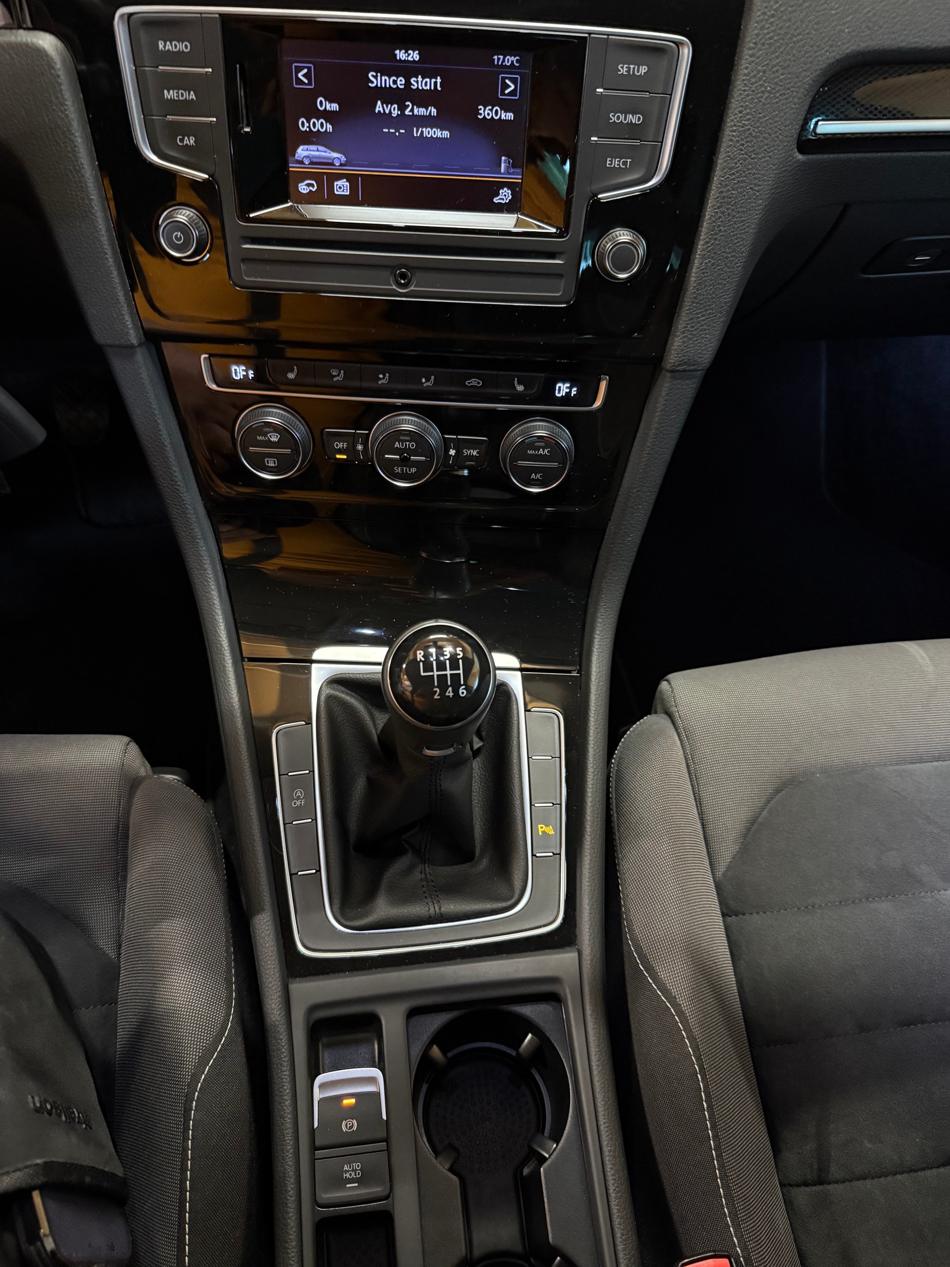 VW Golf Variant 1.4 TSI Comfortline-image-11