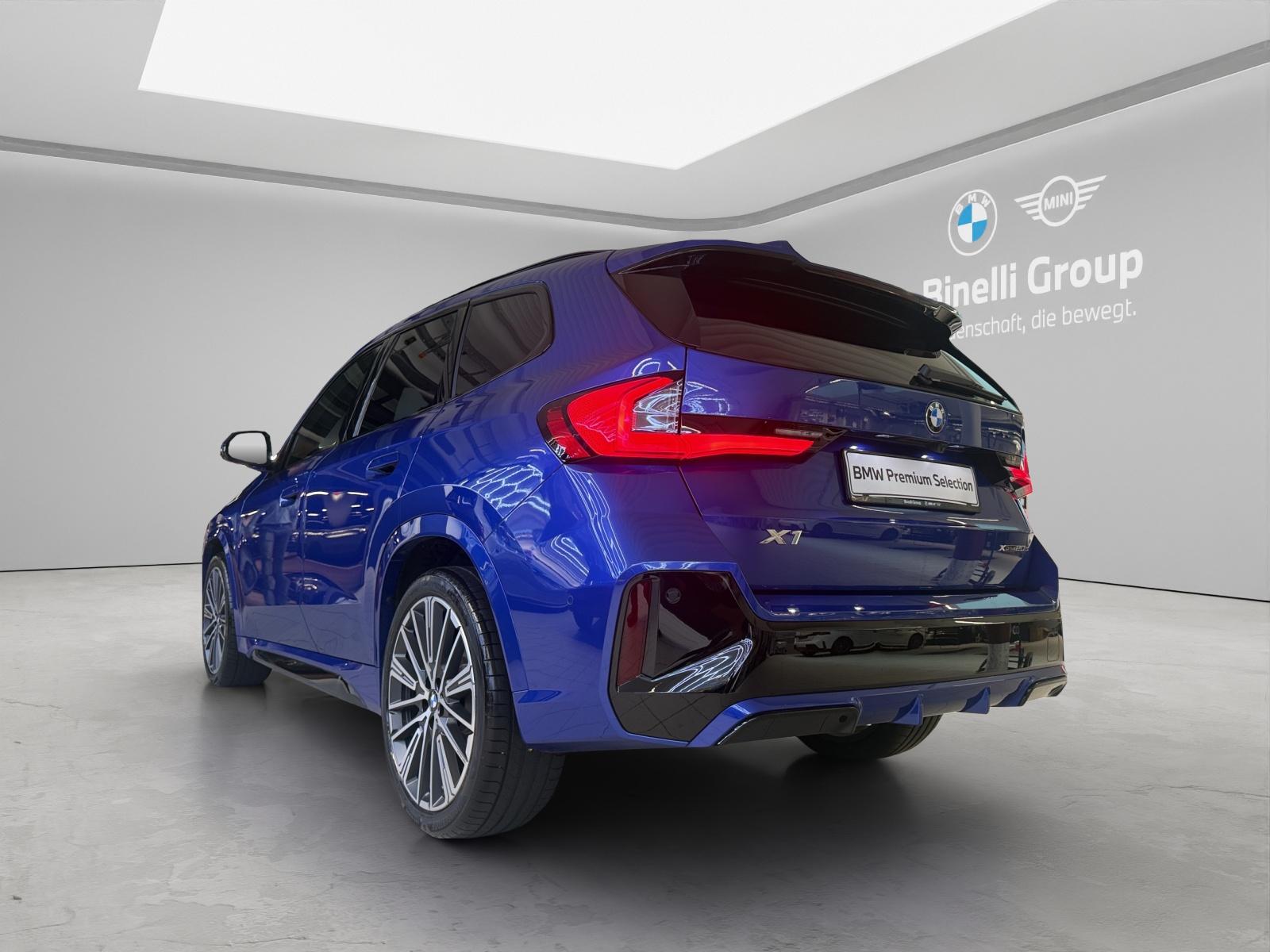 BMW X1 20d xDrive M-SportPaketPro-showroom-element-2