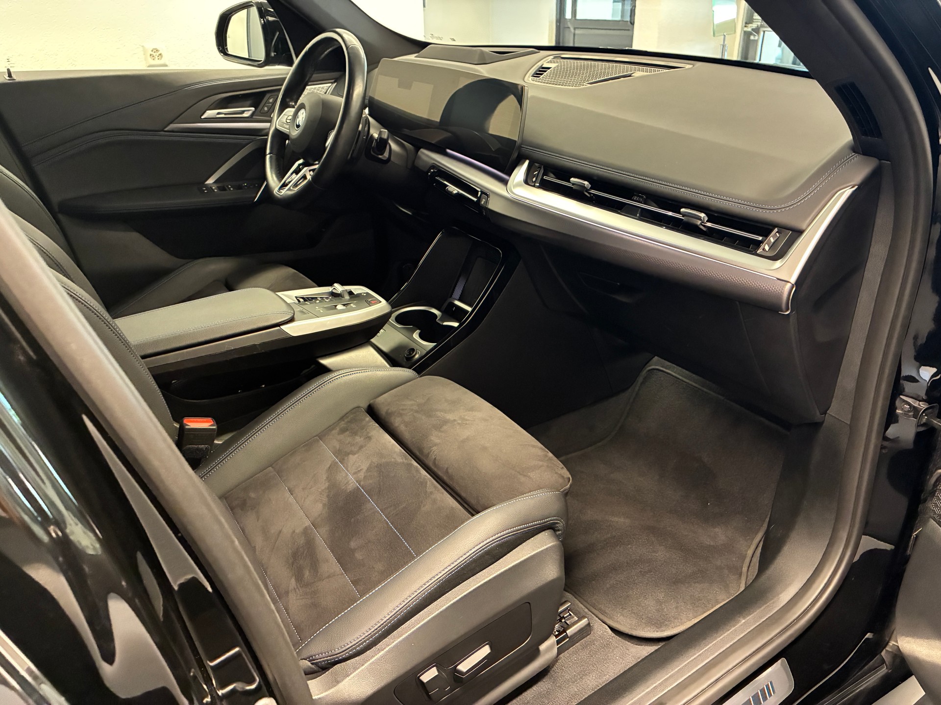 BMW X1 25e xDrive M Sport-image-17