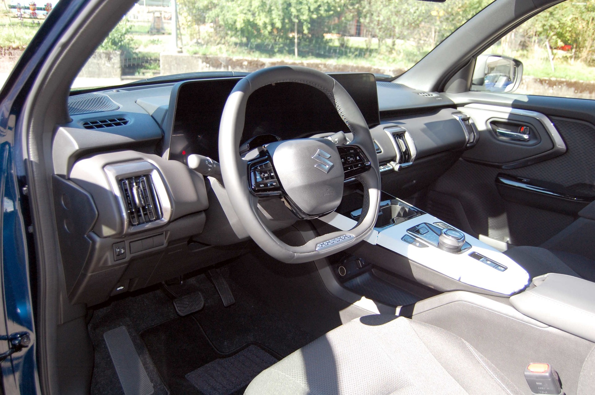 SUZUKI e-Vitara 61kWh Piz Sulai 4x4-image-13