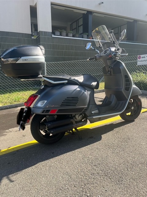 PIAGGIO Vespa GTS Super 300 i.e Sport-image-0