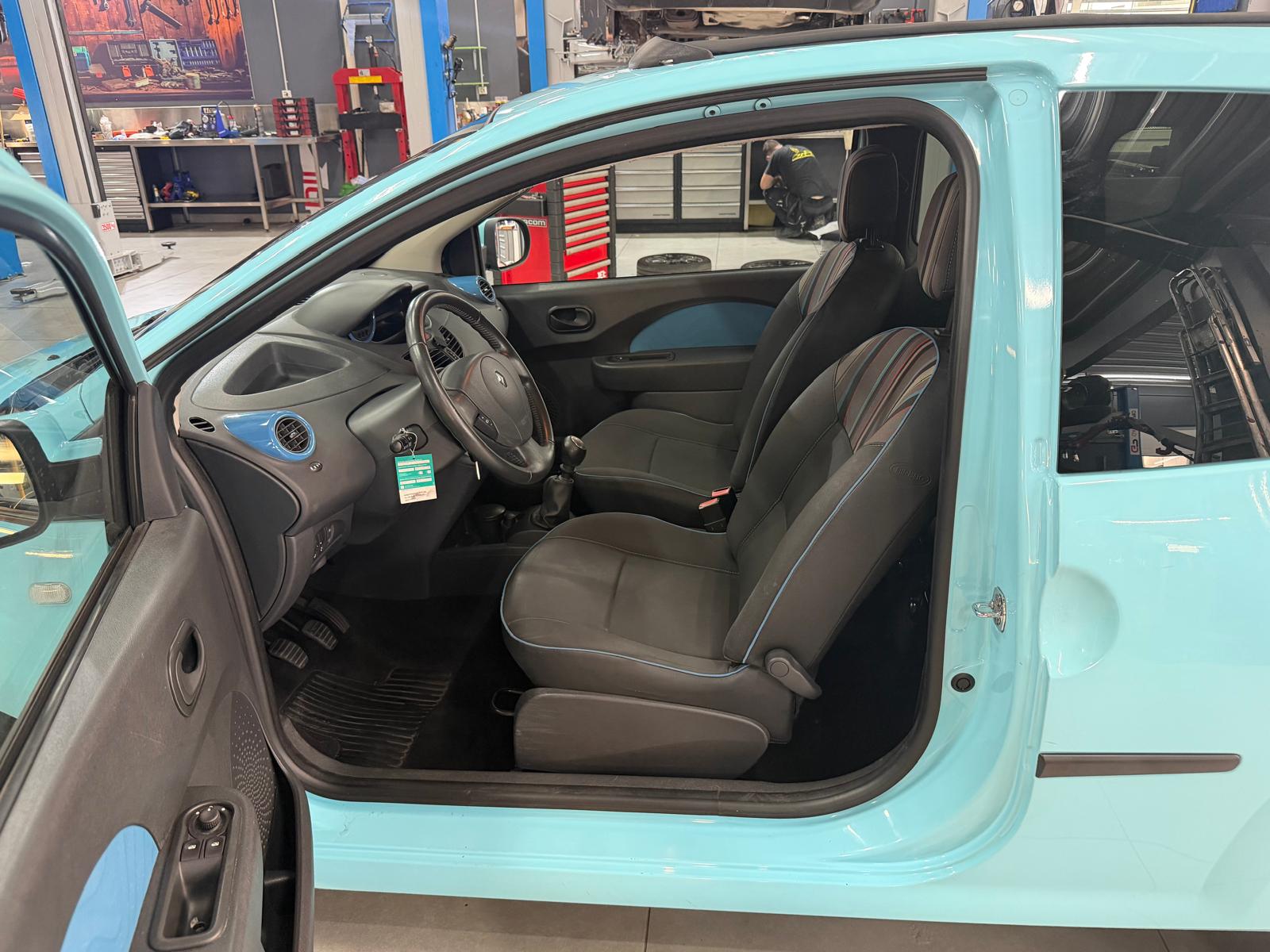 RENAULT Twingo 1.2 16V Dynamique-image-8