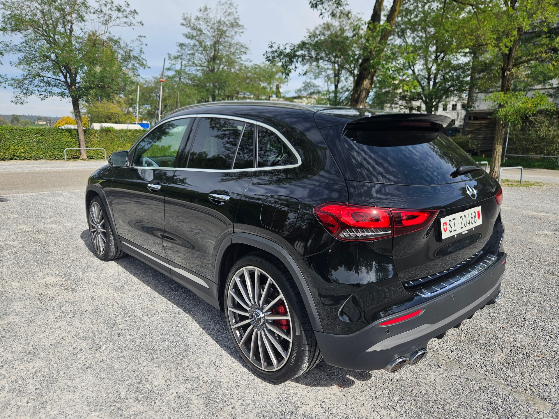 MERCEDES-BENZ GLA 45 S AMG 4matic+-image-13