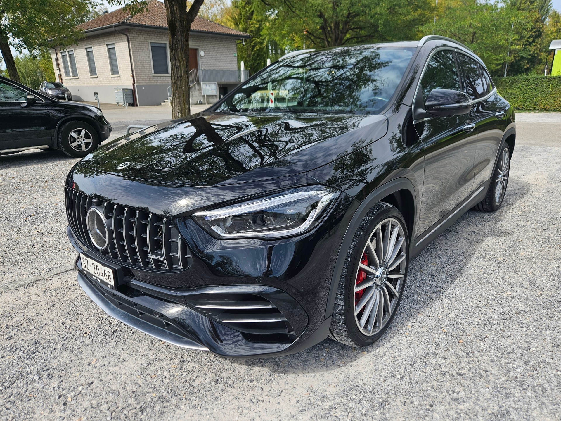 MERCEDES-BENZ GLA 45 S AMG 4matic+-image-15