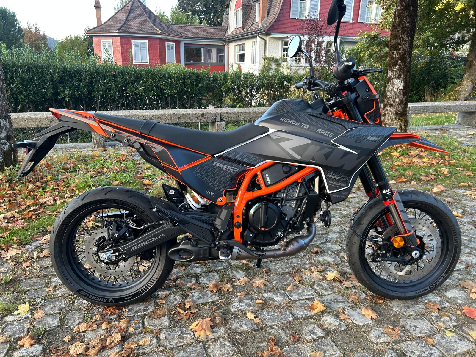 KTM BLACK EDITION-image-0