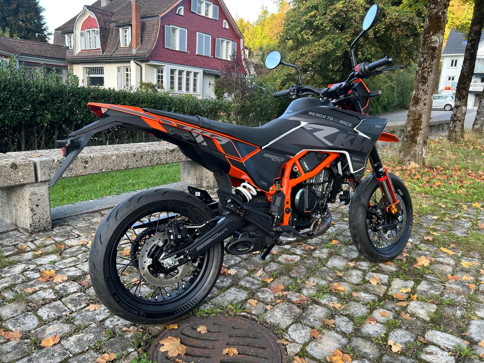 KTM BLACK EDITION-image-10