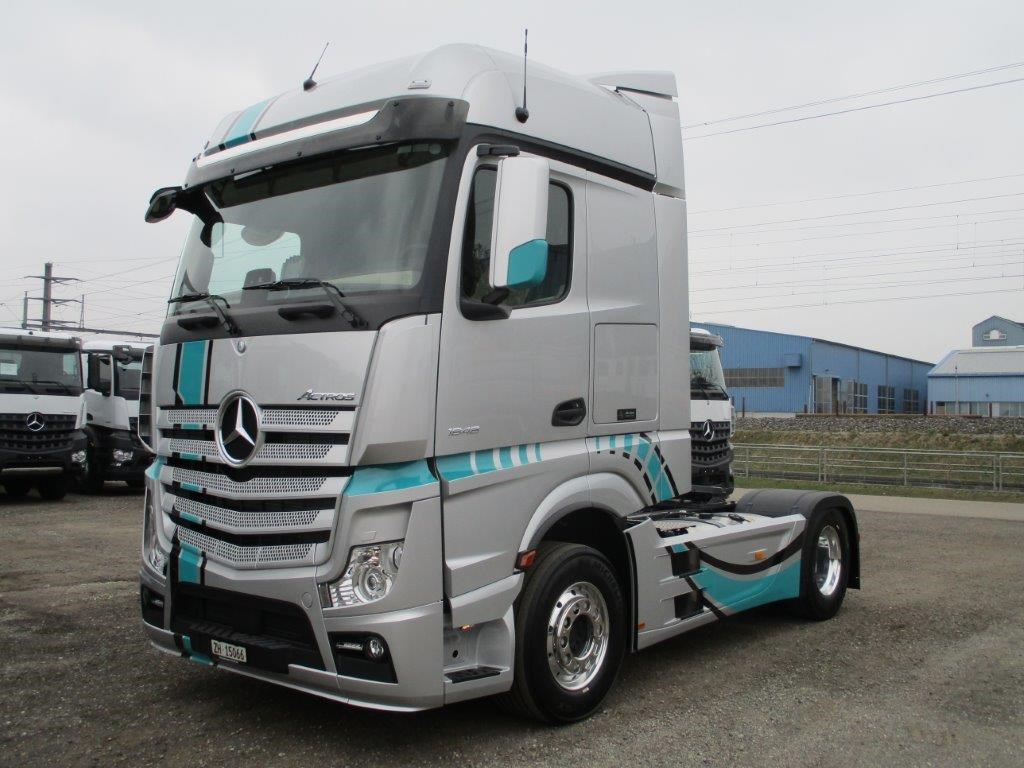 MERCEDES-BENZ Mercedes-Benz Actros 1848