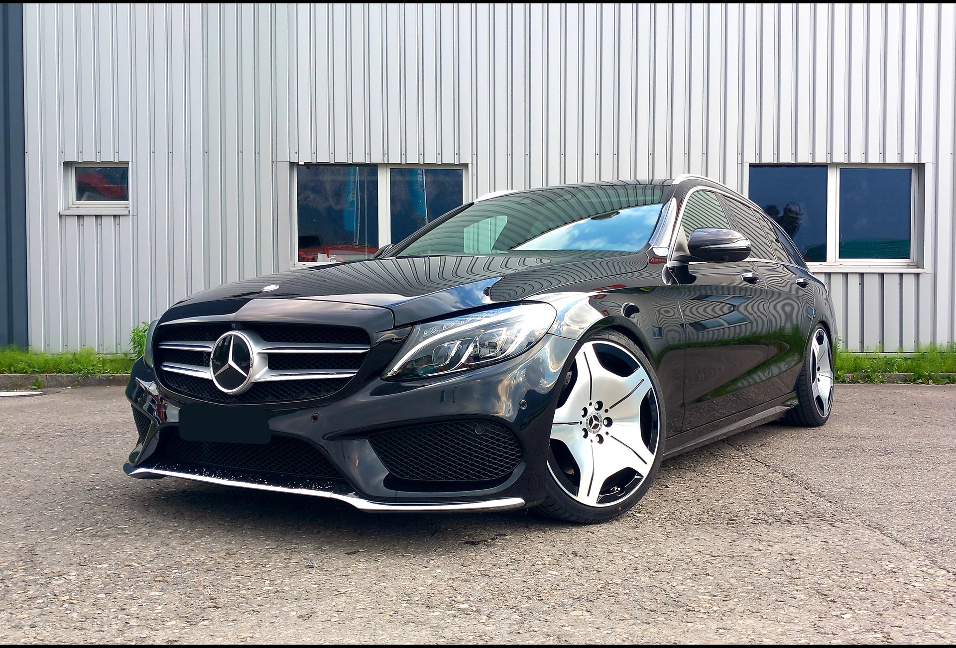 MERCEDES-BENZ C 400 AMG Line 4Matic 9G-Tronic
