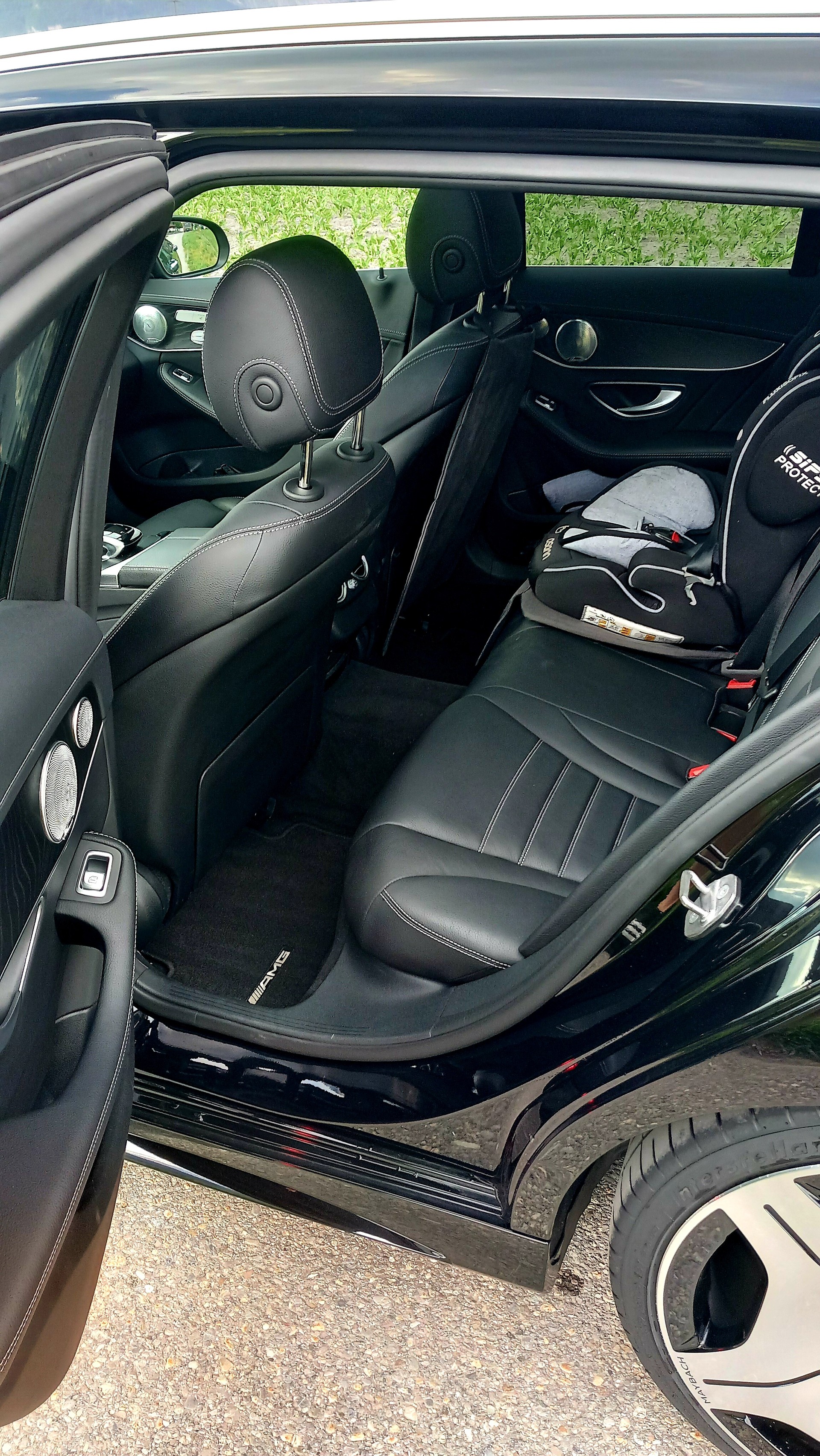 MERCEDES-BENZ C 400 AMG Line 4Matic 9G-Tronic-image-12