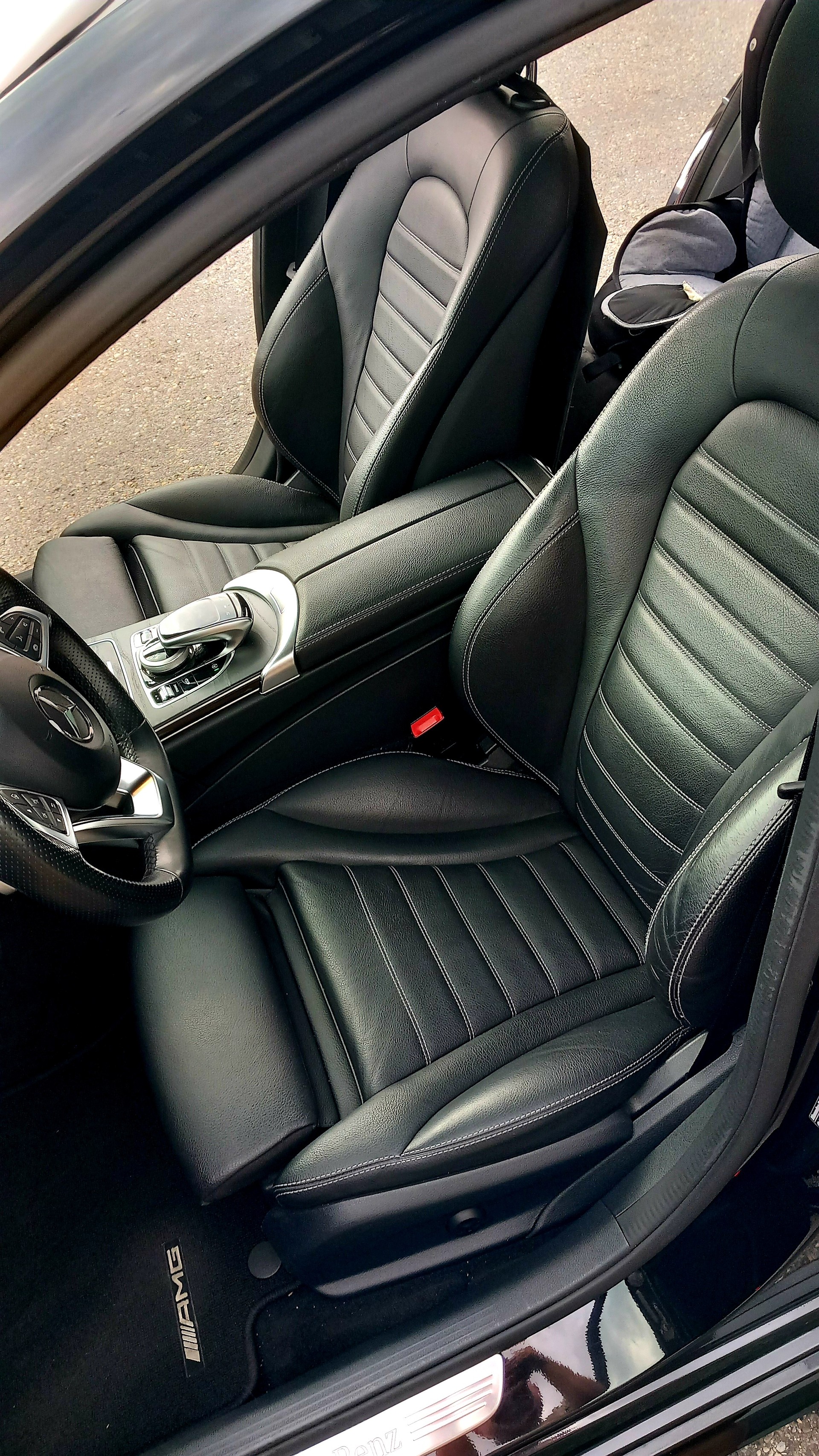 MERCEDES-BENZ C 400 AMG Line 4Matic 9G-Tronic-image-10
