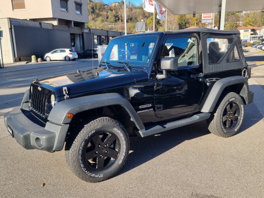 JEEP Wrangler 2.8 CRD Sport-image-4