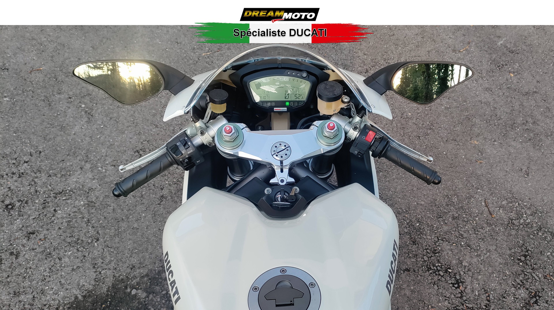 DUCATI 848 Superbike-image-5
