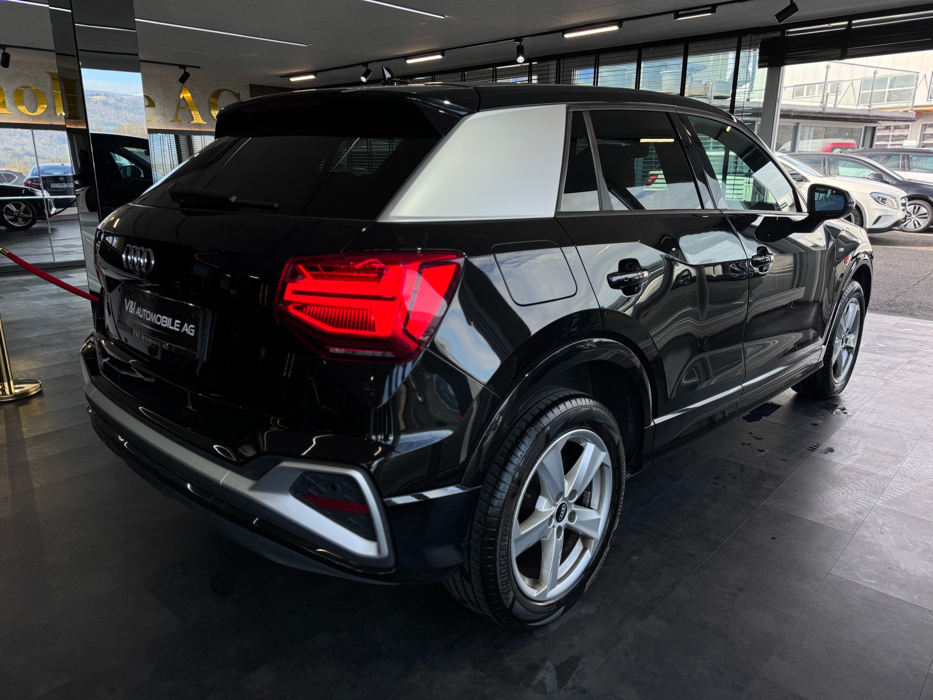 AUDI Q2 35 TFSI S line S-tronic-image-6