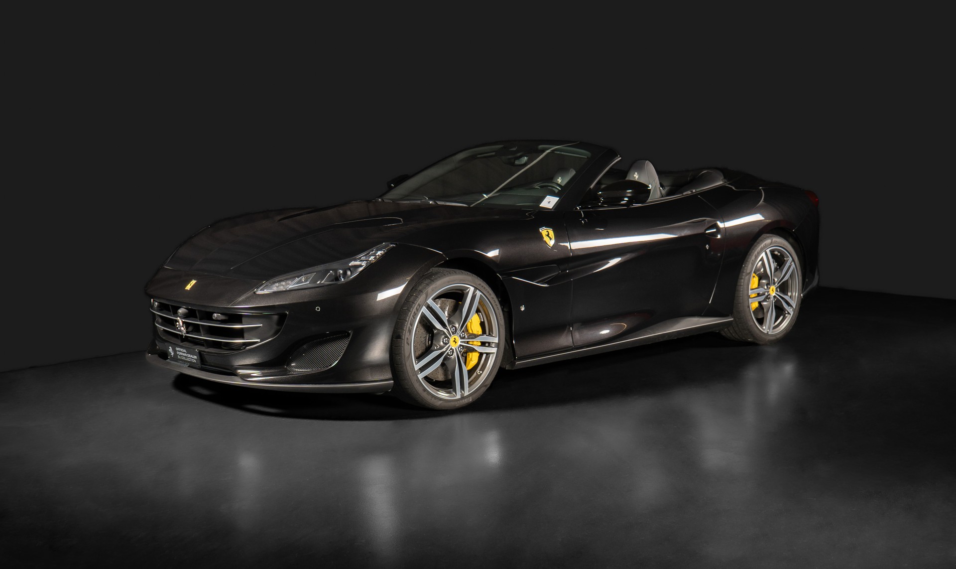 FERRARI Portofino 3.9 V8 T-showroom-element-2