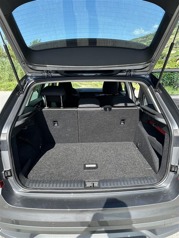 SKODA Kamiq 1.0 TSI Tour-image-9
