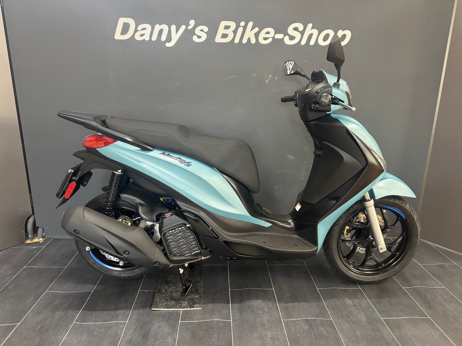 PIAGGIO Medley 125 Sport E5+ (4 Jahre Garantie)-image-0