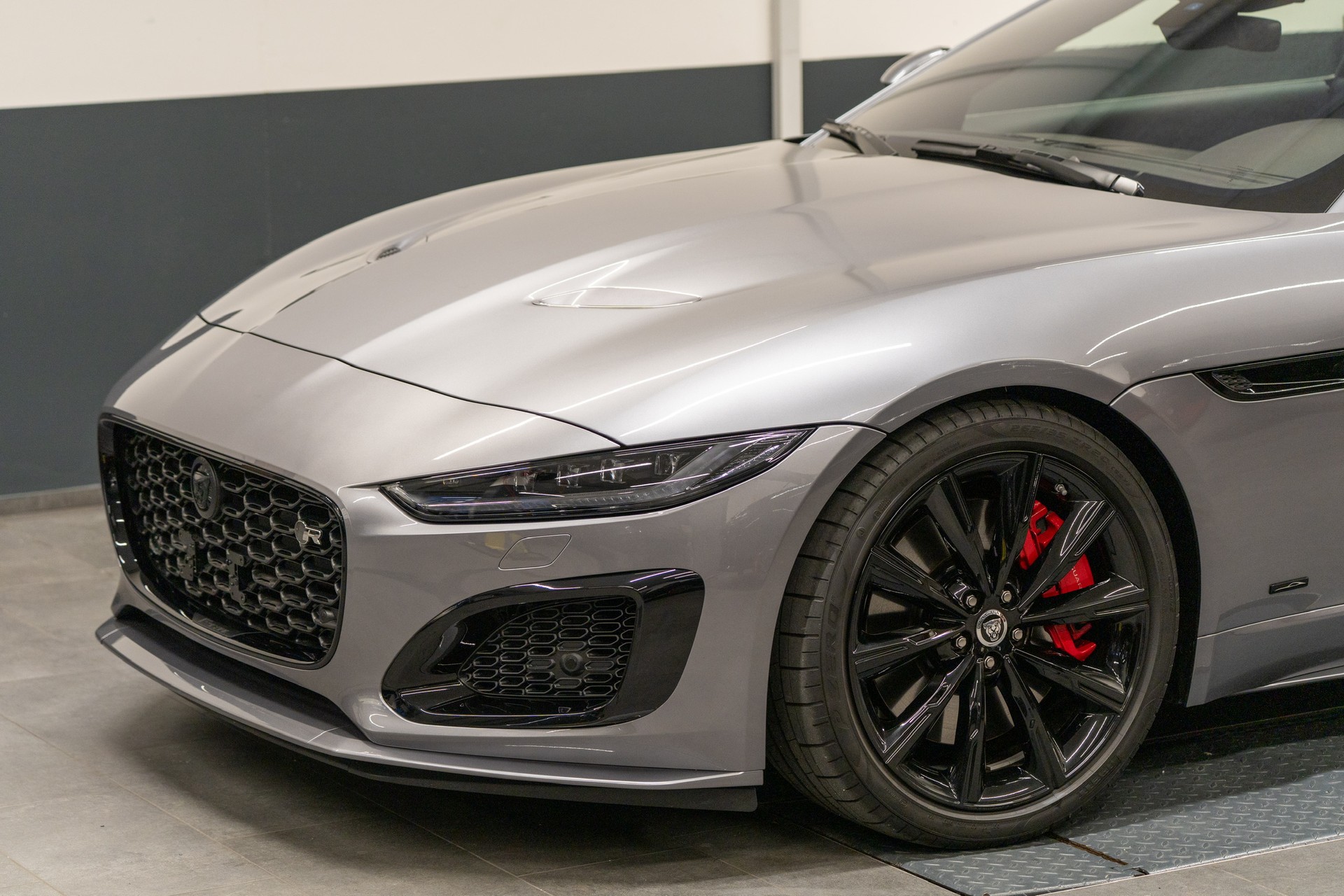 JAGUAR F-Type Coupé 5.0 V8 Last Edition R75 Automatik AWD-image-18