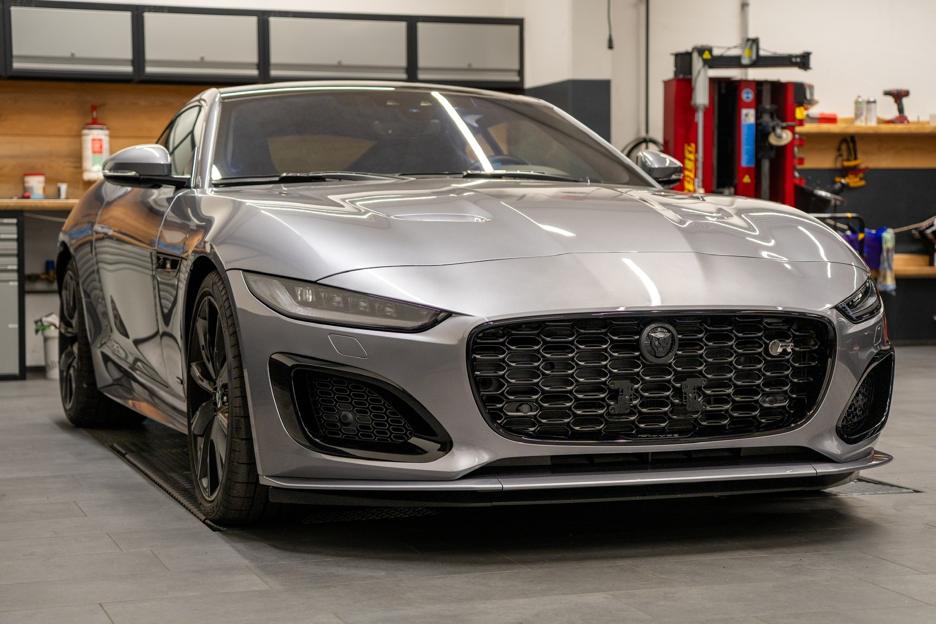 JAGUAR F-Type Coupé 5.0 V8 Last Edition R75 Automatik AWD-image-7