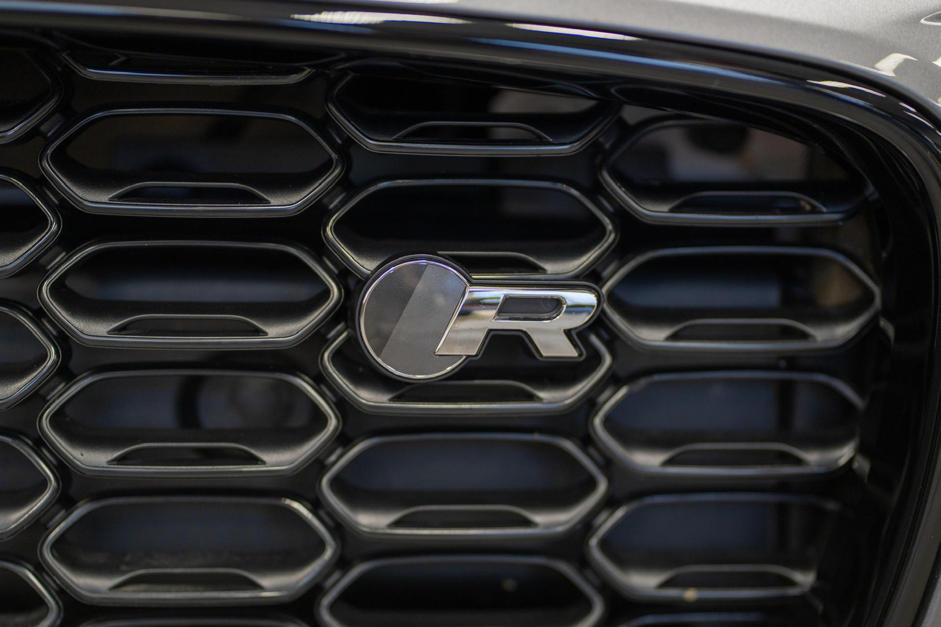 JAGUAR F-Type Coupé 5.0 V8 Last Edition R75 Automatik AWD-image-22