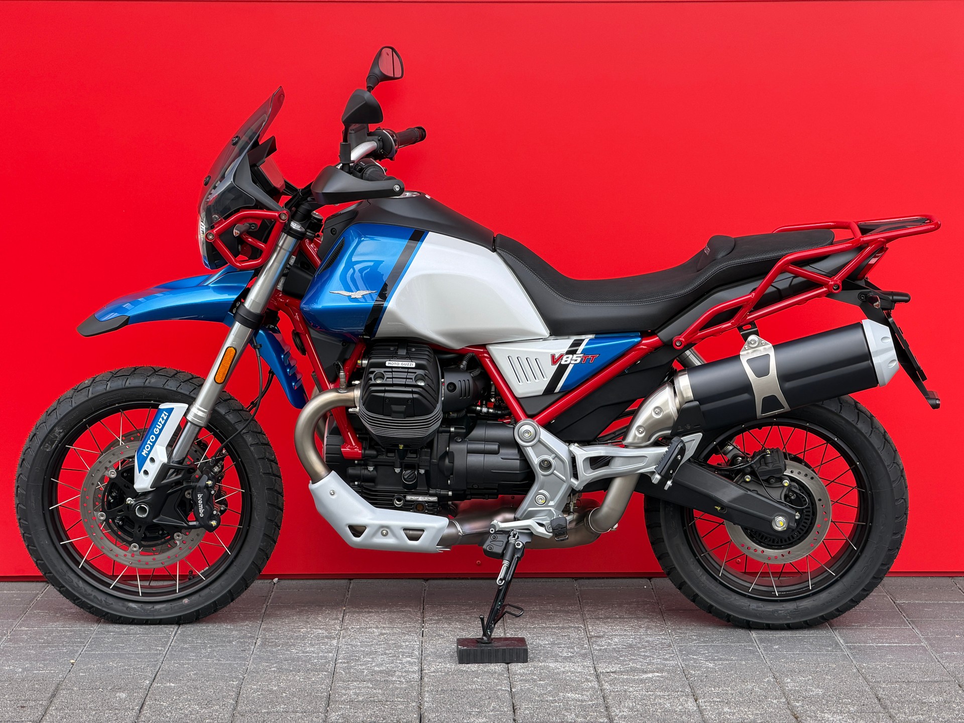 MOTO GUZZI V85 TT (35kW)-image-14