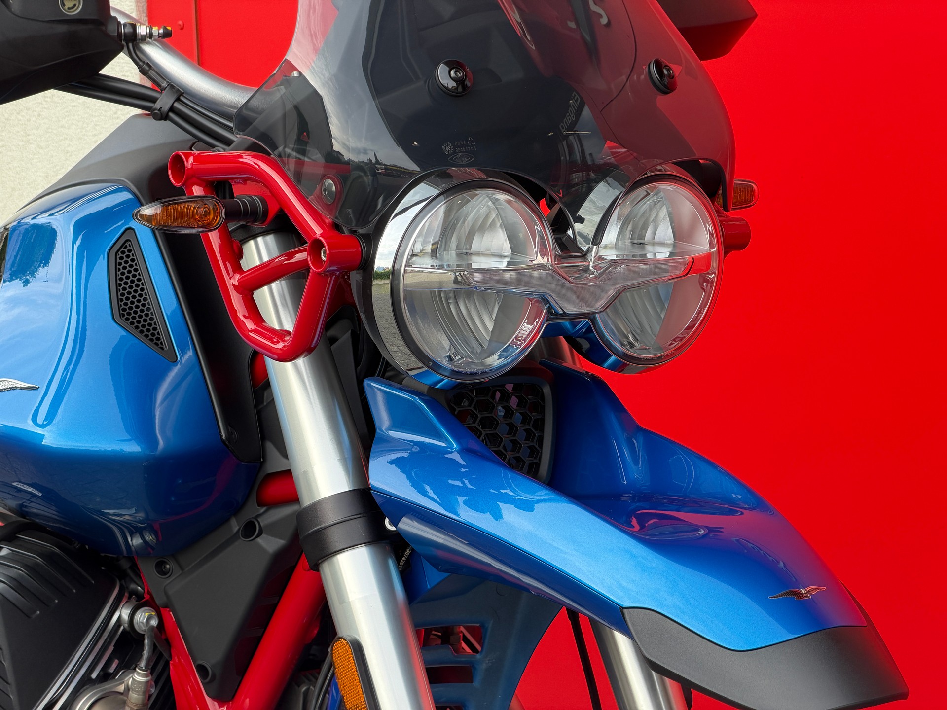 MOTO GUZZI V85 TT (35kW)-image-6