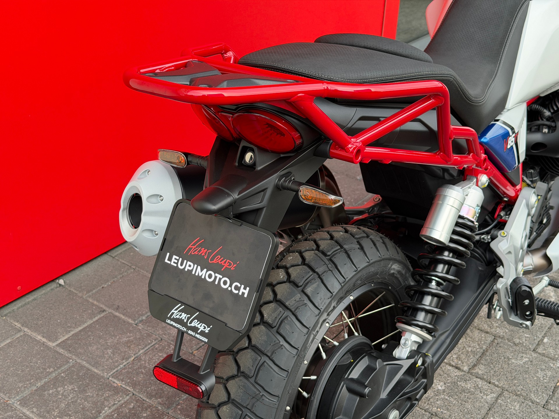 MOTO GUZZI V85 TT (35kW)-image-7