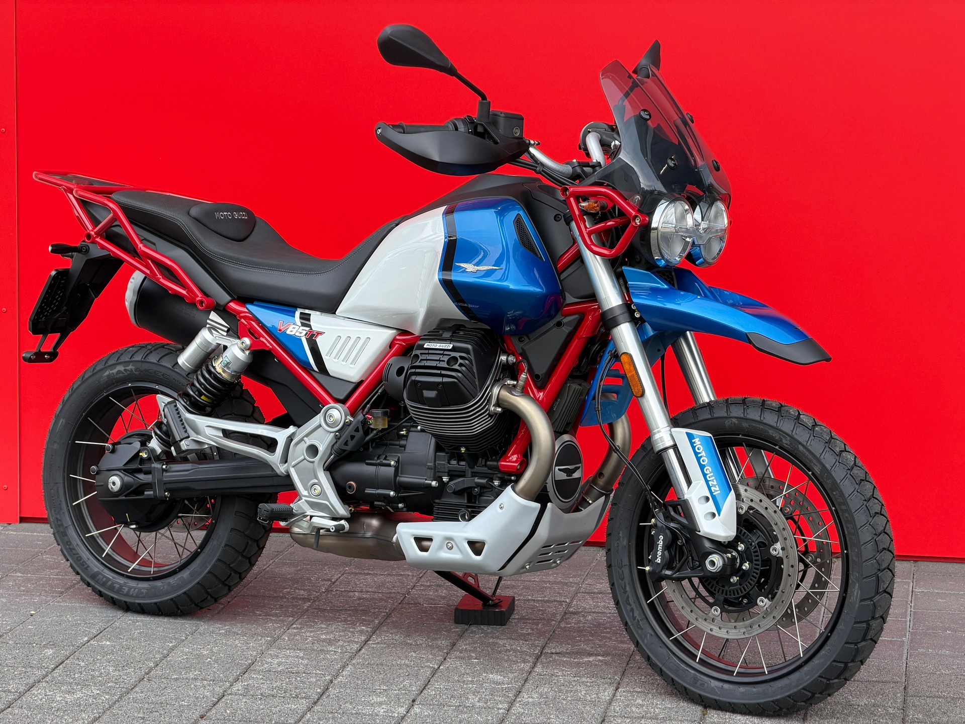 MOTO GUZZI V85 TT (35kW)-showroom-element-3