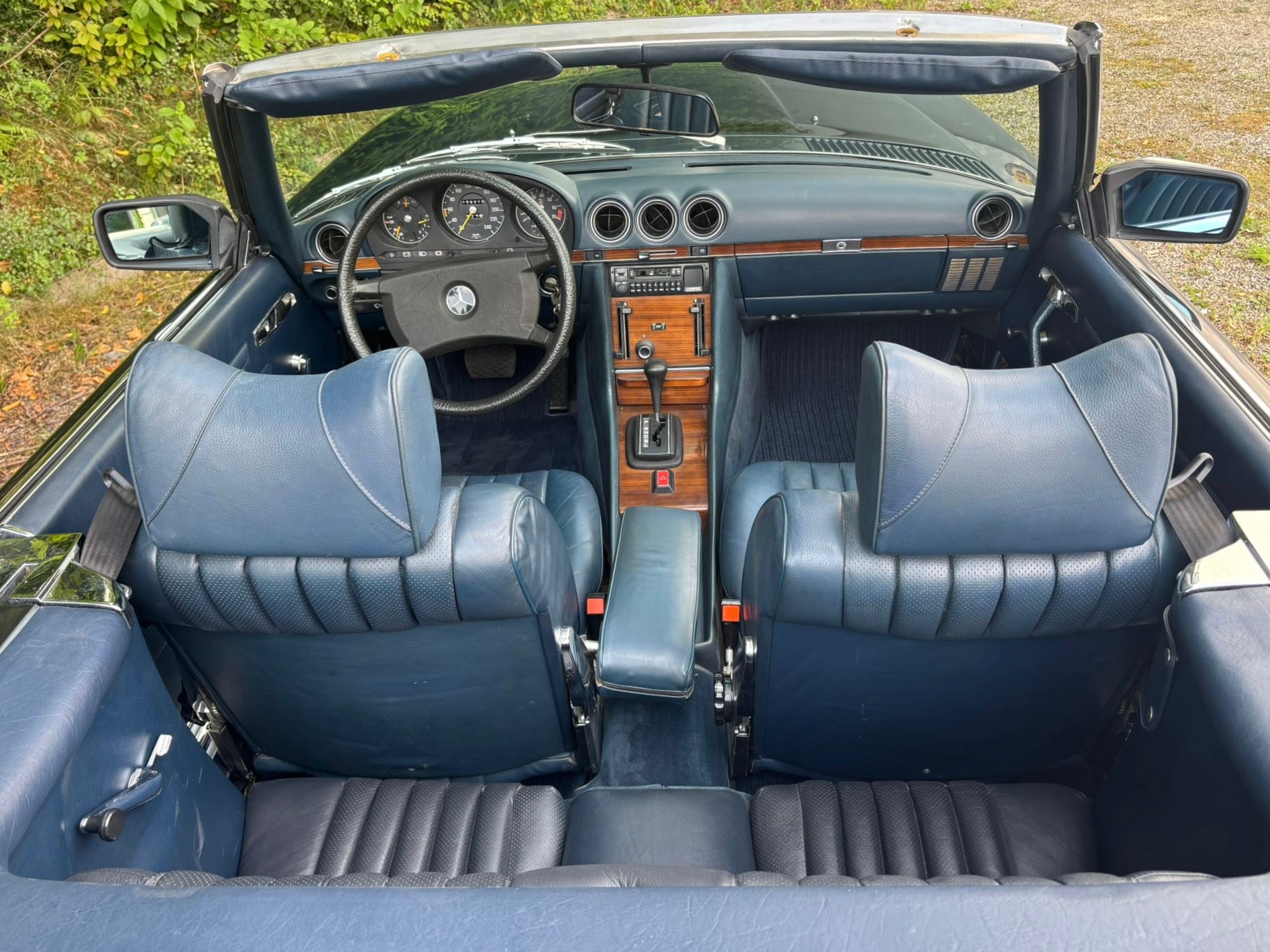 MERCEDES-BENZ V8 Cabriolet ***** Veteran *****-image-10