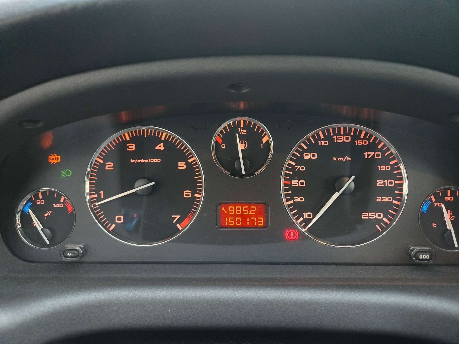 PEUGEOT 406 Coupé 3.0 V6 Pack-image-8