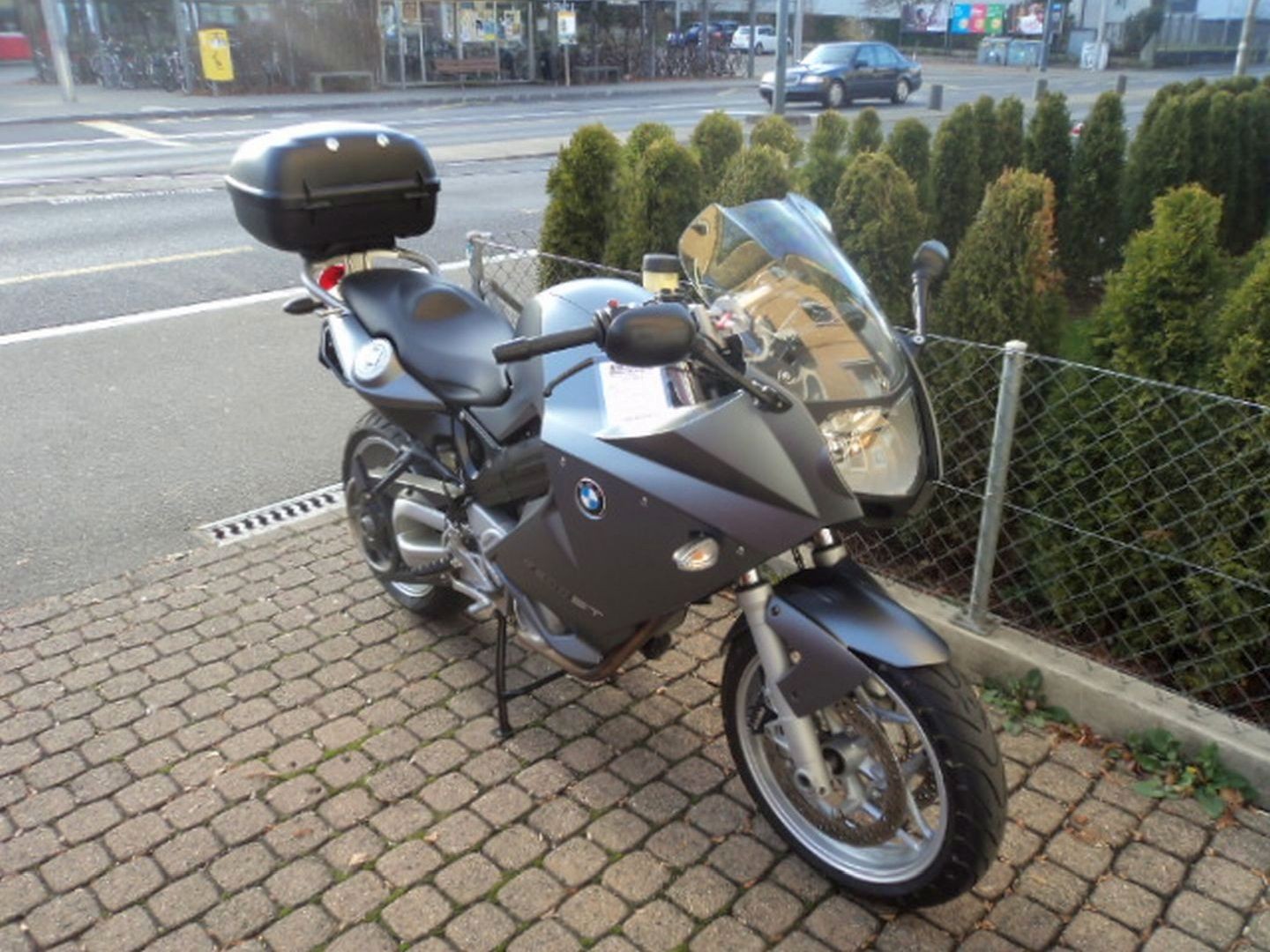 BMW F 800 ST-image-1