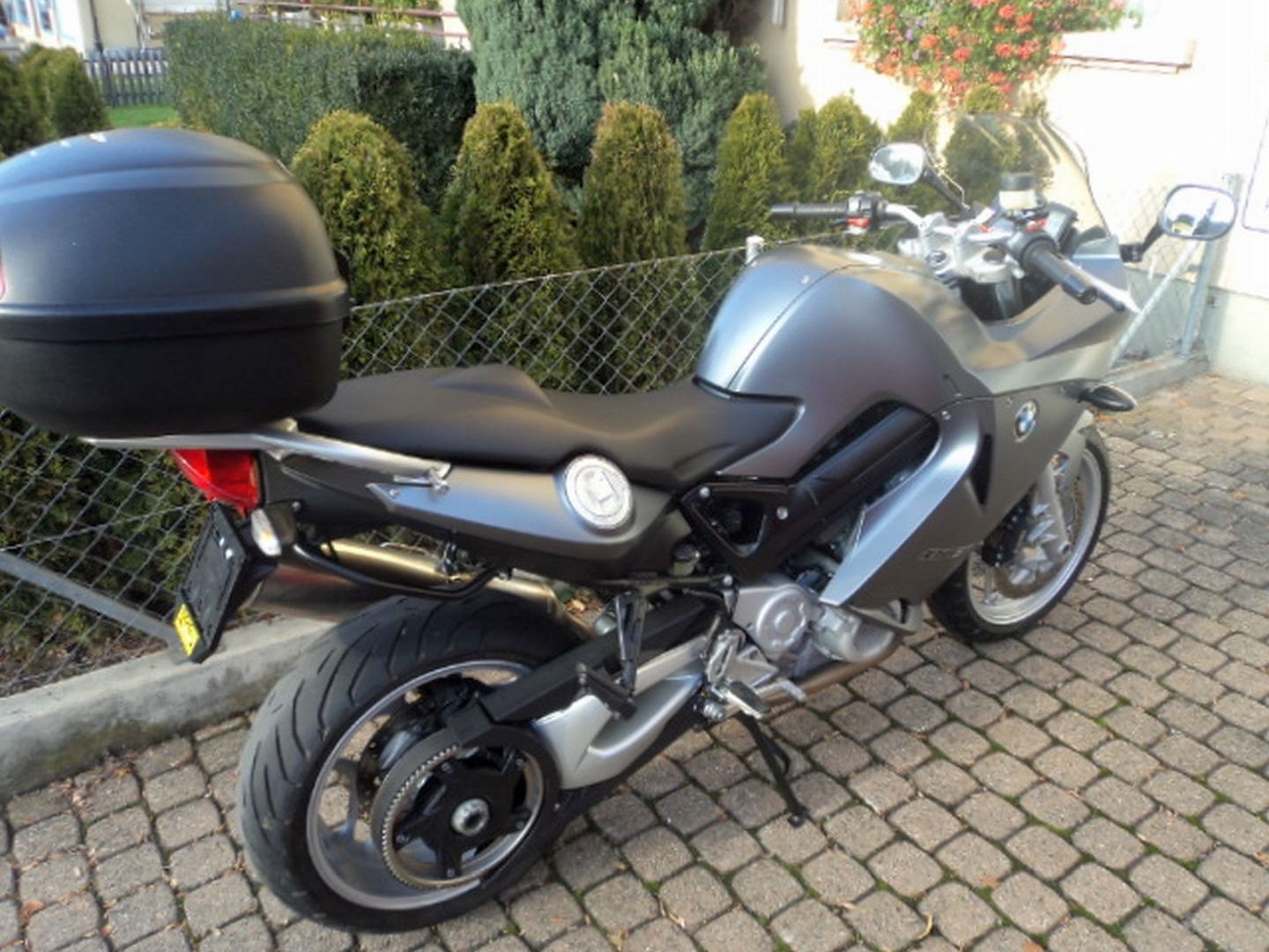 BMW F 800 ST-image-2