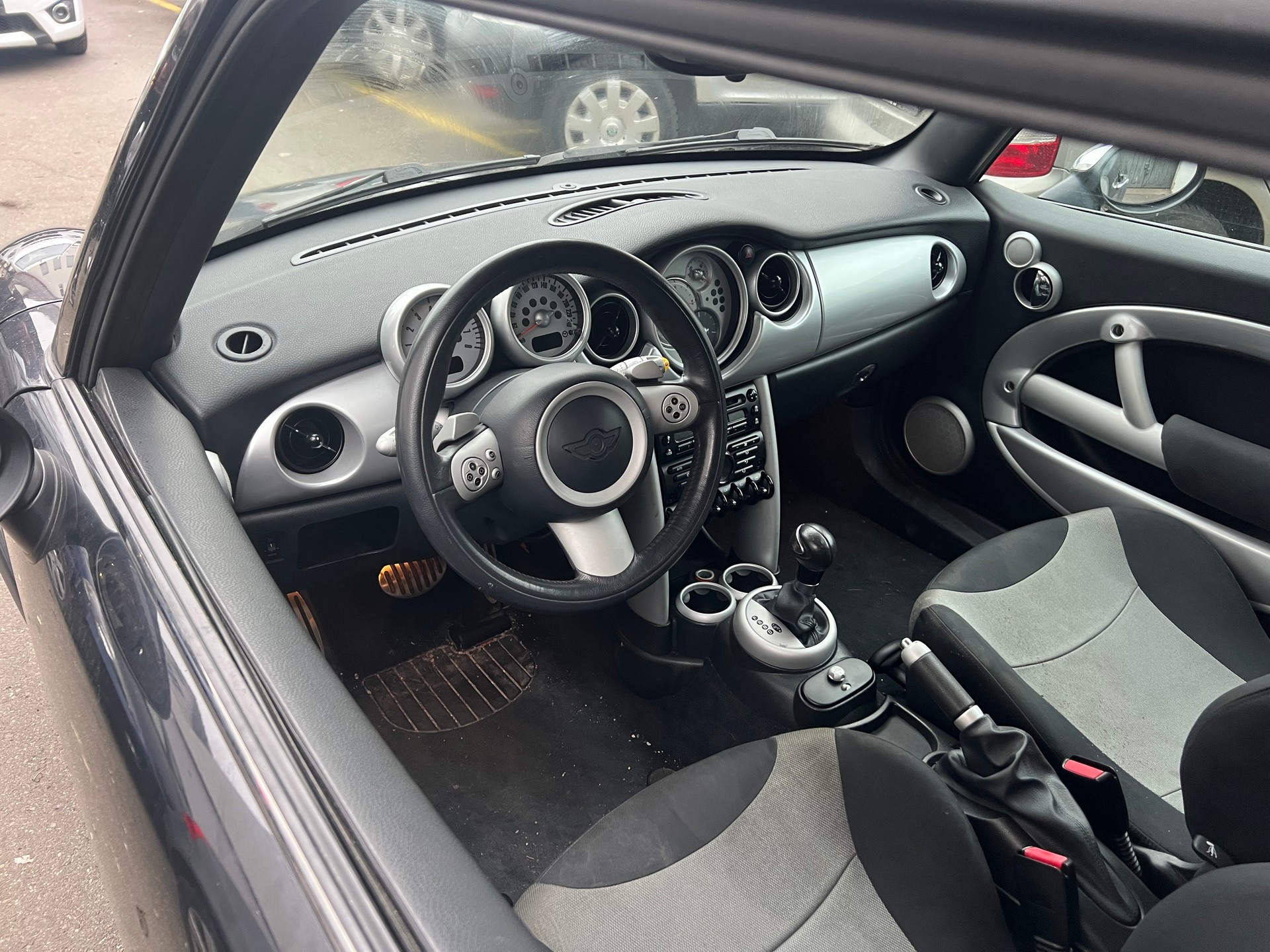 MINI Cooper S-image-4