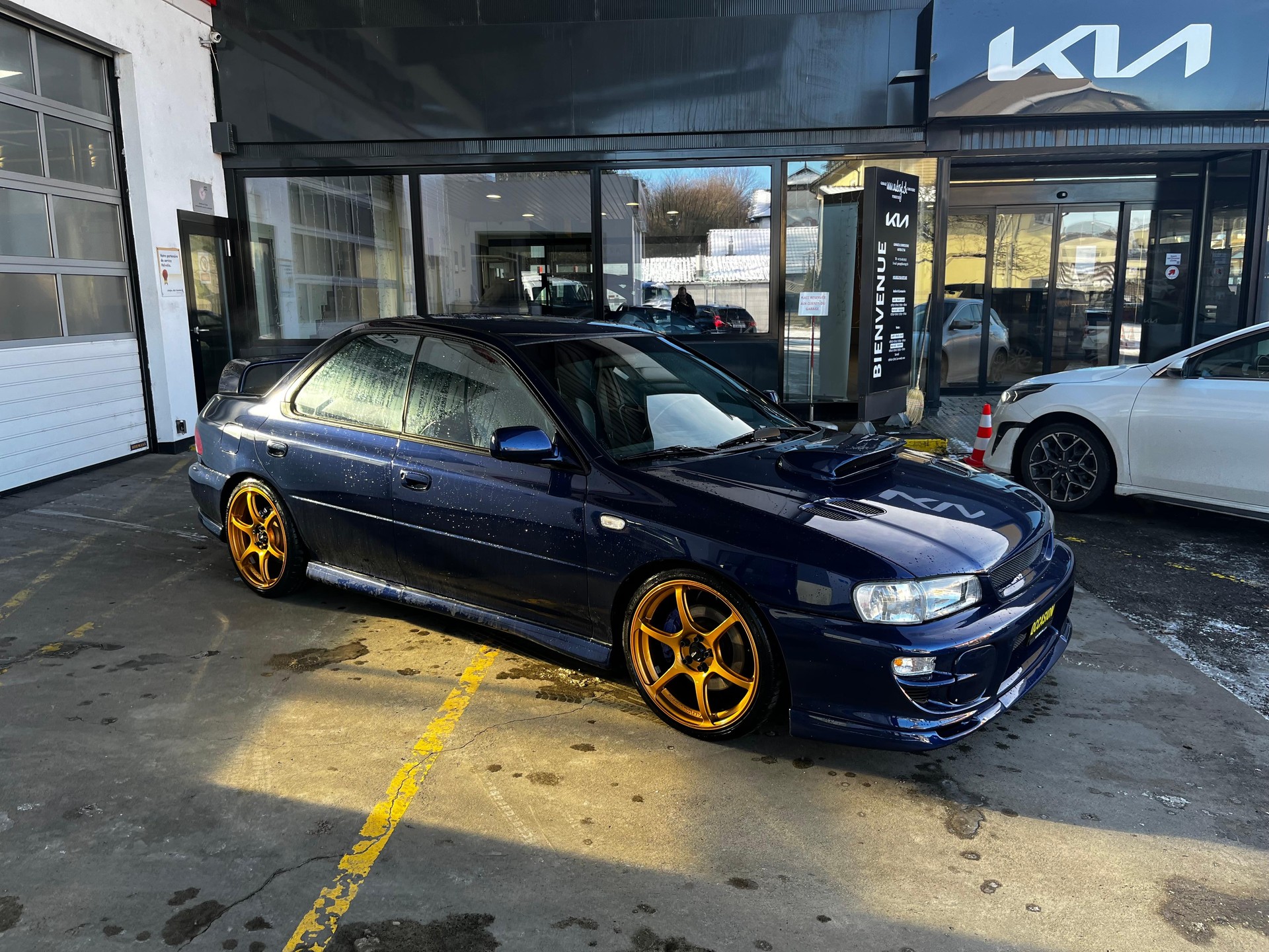 SUBARU Impreza 2.0 Turbo GT-image-1